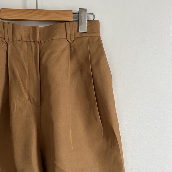 NWOT COS Tan Pleated high waisted shorts - Picture 2 of 5
